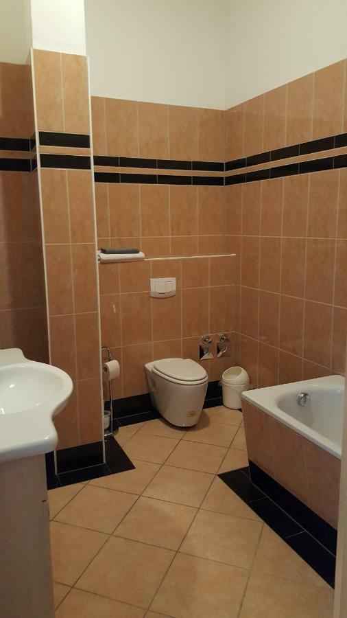In Der Friedrich Ebert Strasse 90 Sportforum Apartment *
