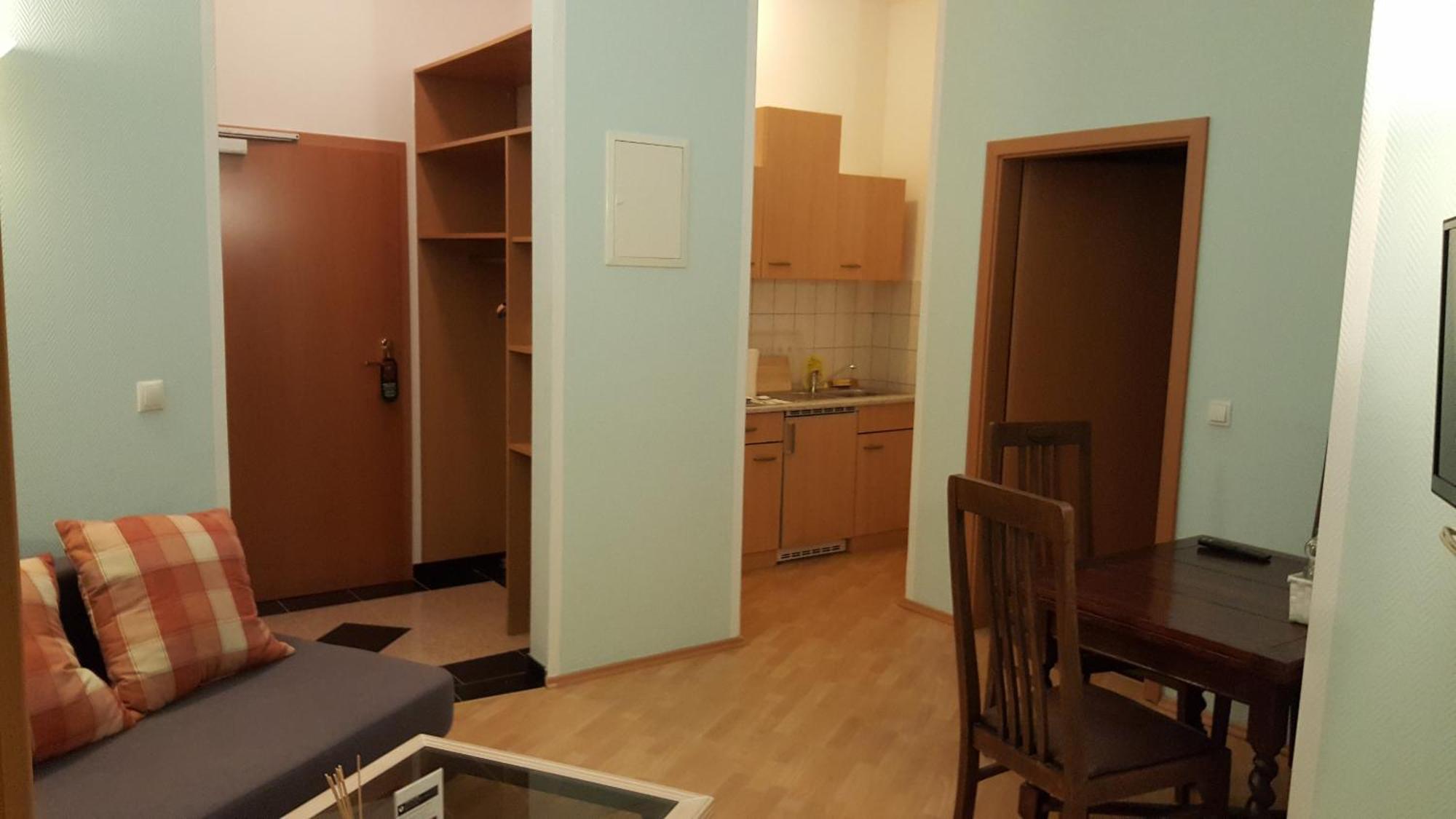 Apartment In Der Friedrich Ebert Strasse 90 Sportforum